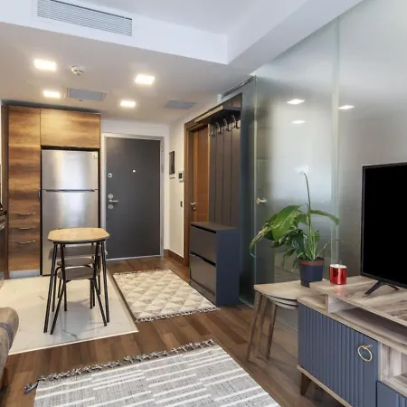 Flat With Excellent Location In Sisli Апартаменты *