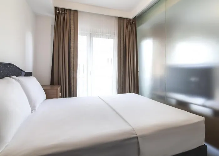 Lägenhet Flat With Excellent Location In Sisli *