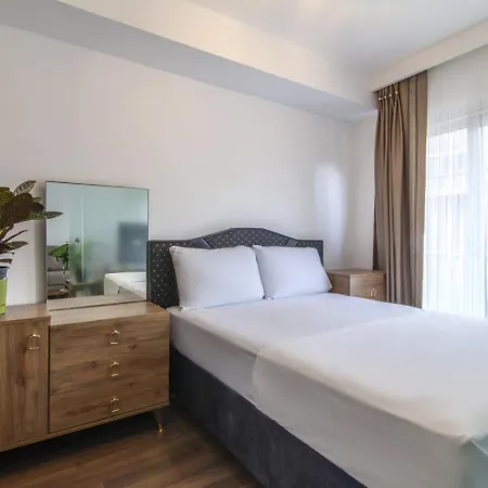 Flat With Excellent Location In Sisli *