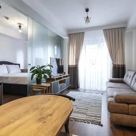 Flat With Excellent Location In Sisli